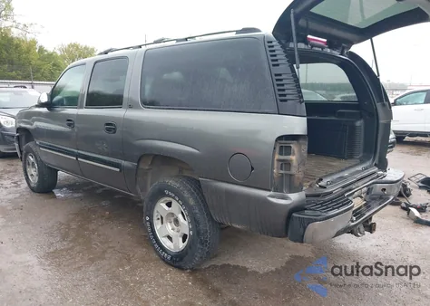 2001 Chevrolet Suburban 1500 Ls z USA, uszkodzony, nr VIN 3GNFK16T71G162398